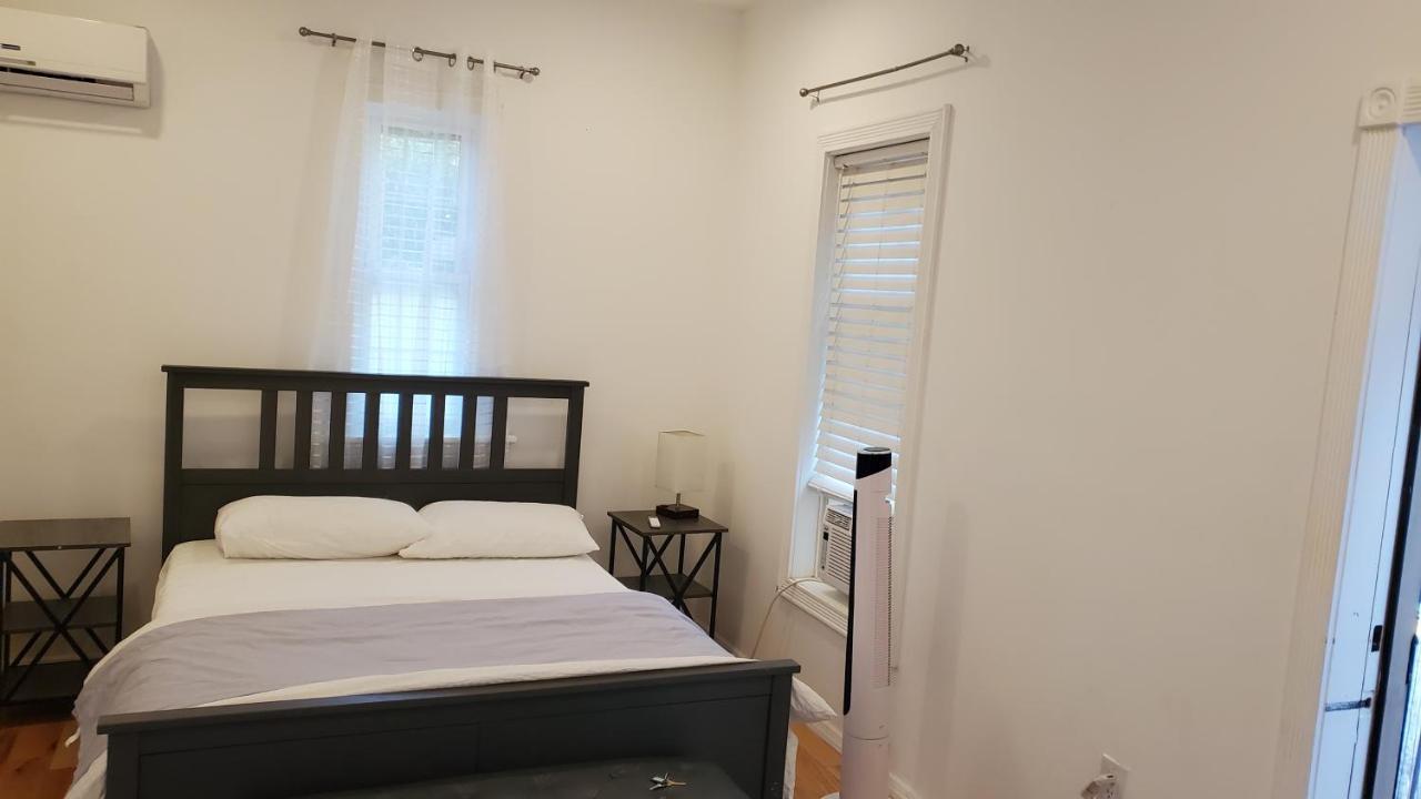 Gorgeous Victorian House!! Entire Suite In Sam'S Home New York Esterno foto